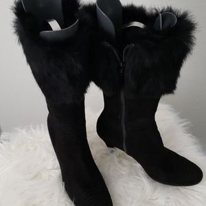 Sarah-Jayne Fur collar boots